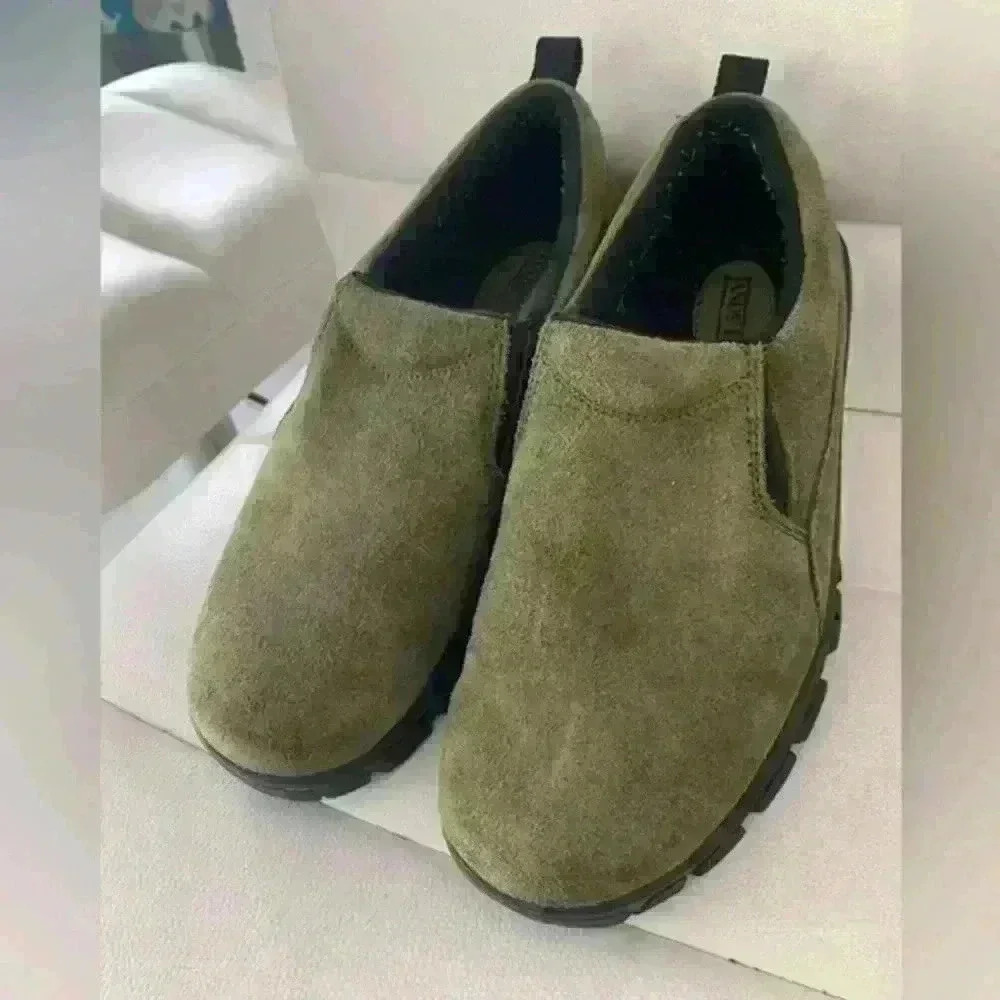 Lands End Women’s SZ 7 Olive Suede Slip On Mocs‎ Hiking Shoe Excellent Condition